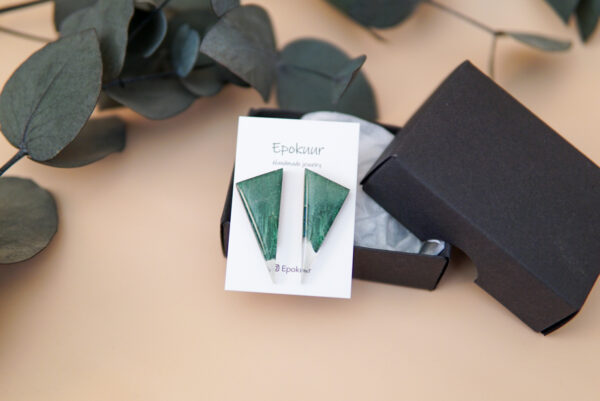 Puidust kõrvarõngad