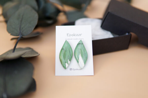 Puidust kõrvarõngad