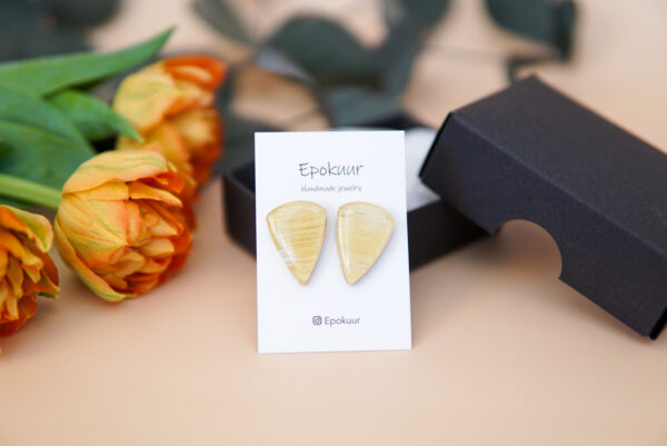 Puidust kõrvarõngad